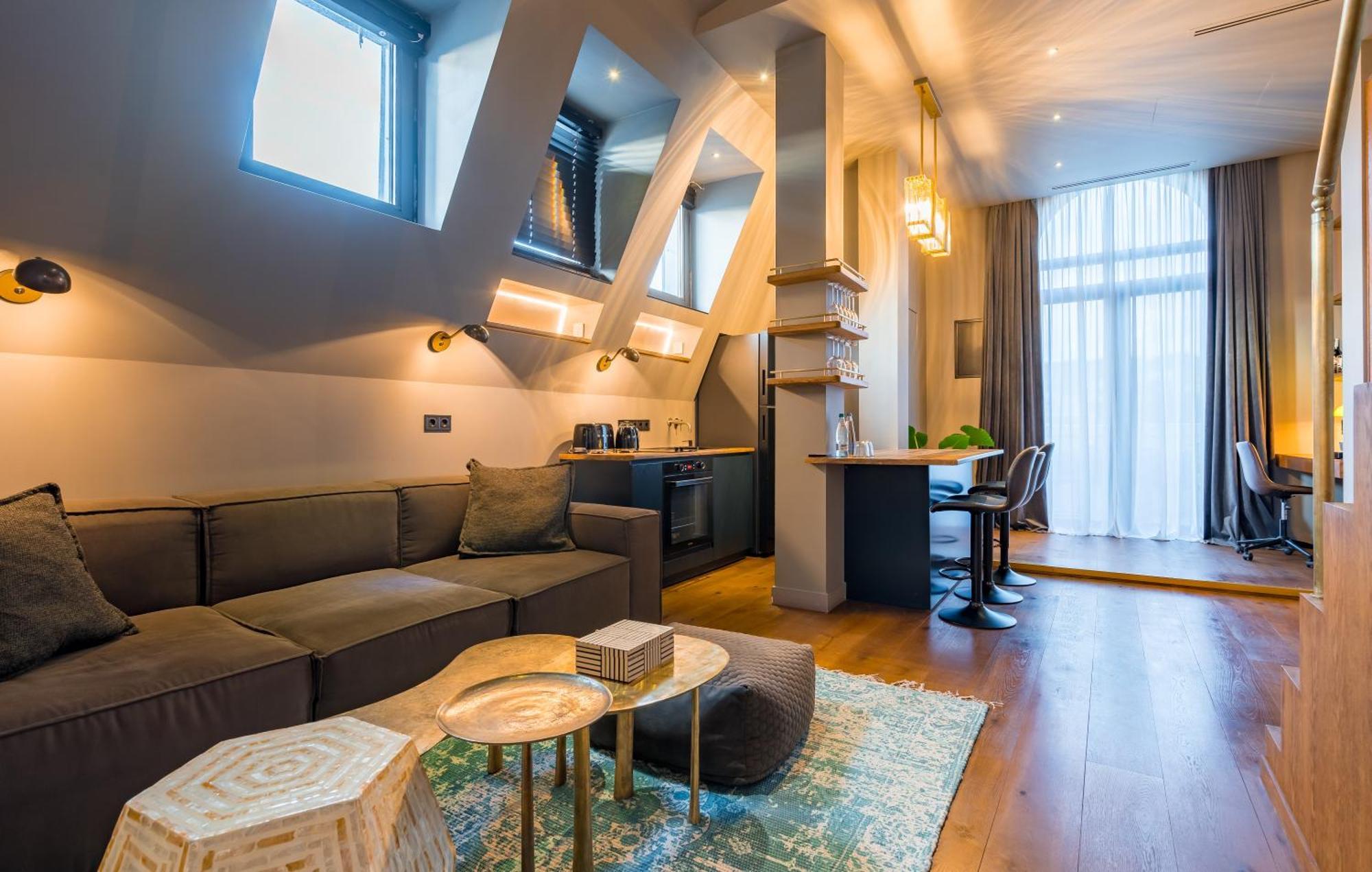 Zorba&Bond Boutique Hotel تبليسي المظهر الخارجي الصورة