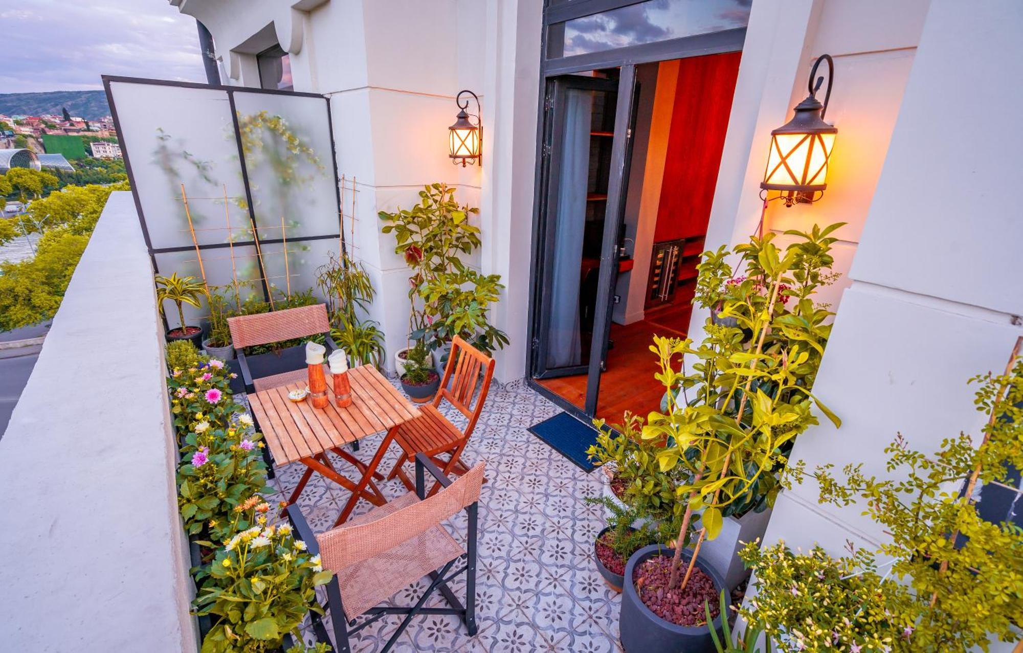 Zorba&Bond Boutique Hotel تبليسي المظهر الخارجي الصورة