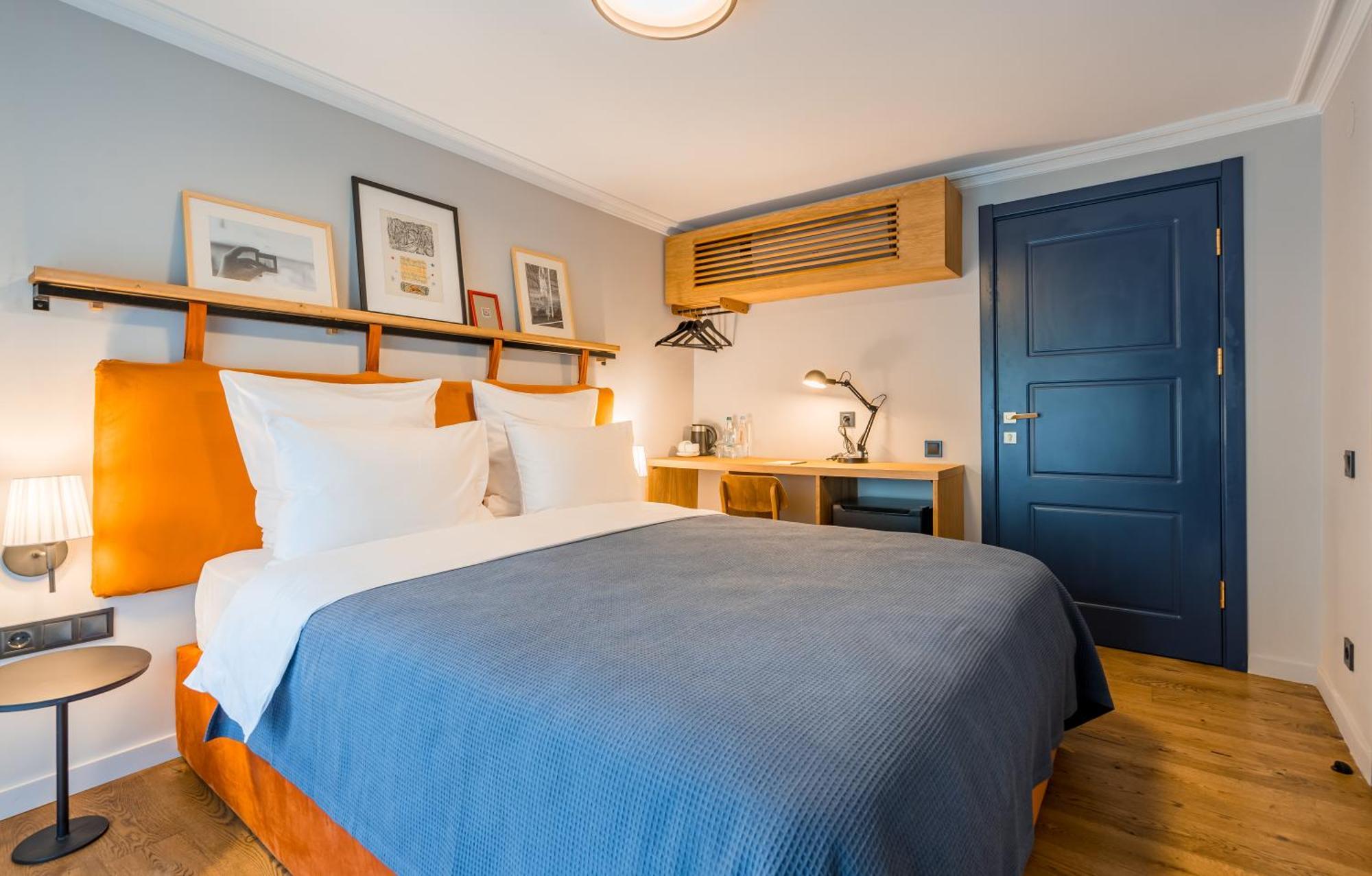 Zorba&Bond Boutique Hotel تبليسي الغرفة الصورة